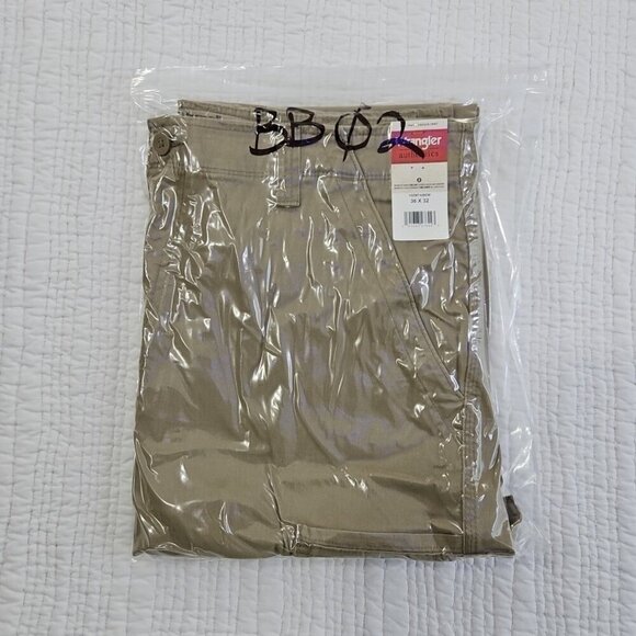 Wrangler Authentics Cargo Pants Men's 36x32 Tan 6 Pockets Straight Leg 10ZM7ABEW - Picture 13 of 13